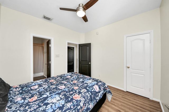 20318 Mammoth Falls Drive, Tomball, TX 77375