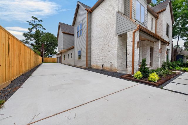 515 W 33rd Street, Houston, TX 77018