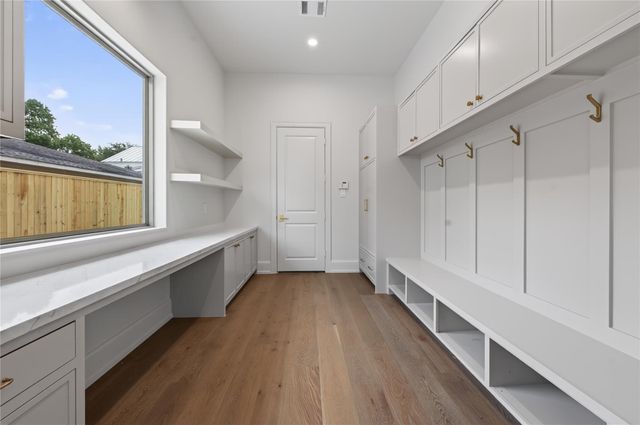 515 W 33rd Street, Houston, TX 77018