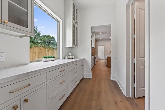 515 W 33rd Street, Houston, TX 77018