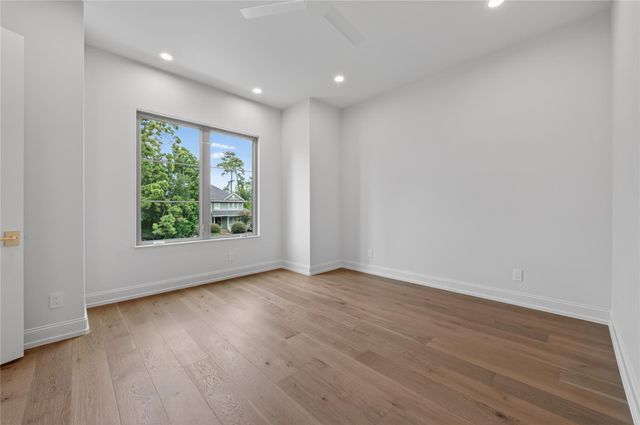 515 W 33rd Street, Houston, TX 77018