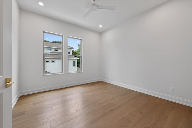 515 W 33rd Street, Houston, TX 77018