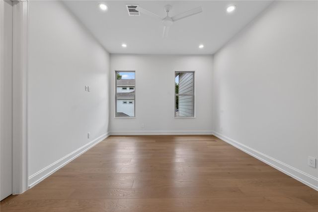 515 W 33rd Street, Houston, TX 77018