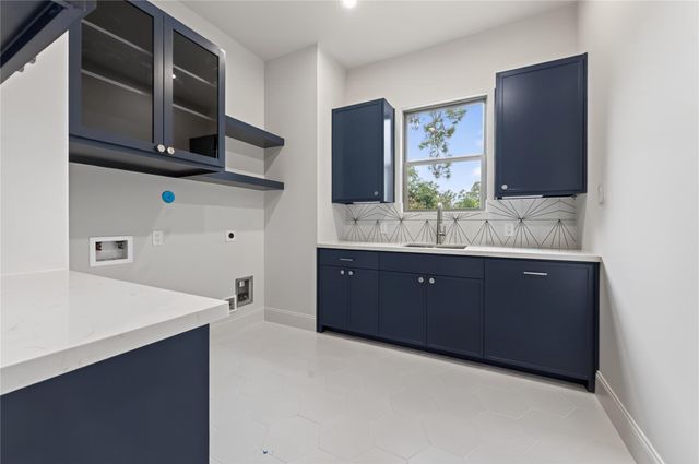 515 W 33rd Street, Houston, TX 77018