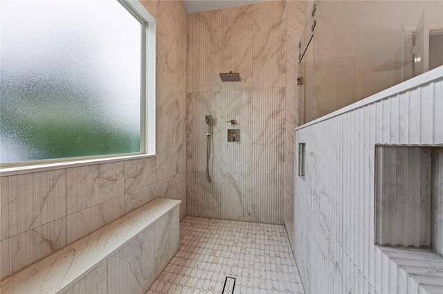 515 W 33rd Street, Houston, TX 77018