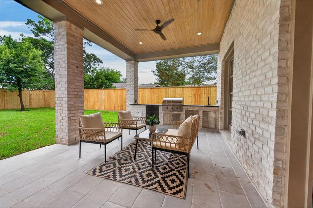 515 W 33rd Street, Houston, TX 77018