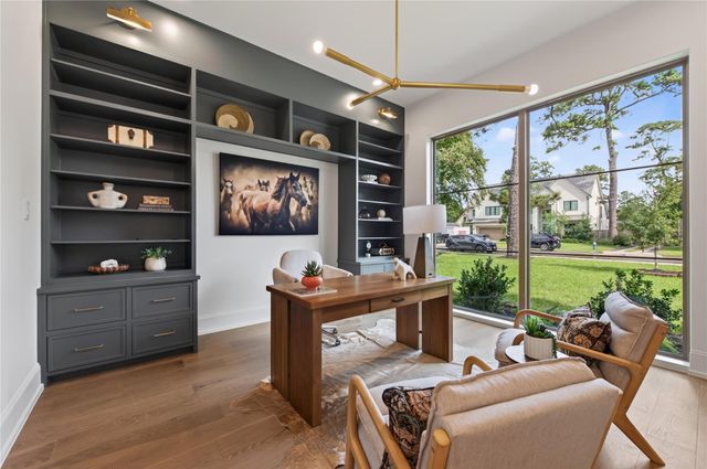 515 W 33rd Street, Houston, TX 77018