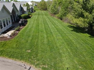 2061 Isleworth Ln, Cranberry Twp, PA 16066