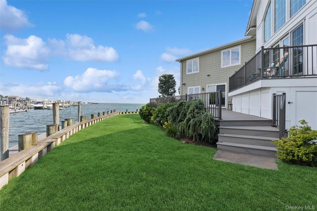 2935 Bay Drive, Merrick, NY 11566