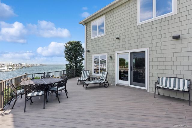 2935 Bay Drive, Merrick, NY 11566