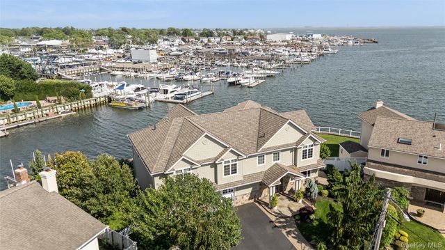 2935 Bay Drive, Merrick, NY 11566