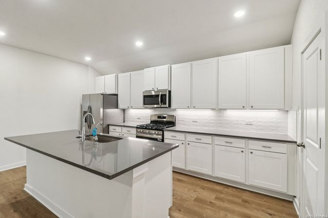 510 Salamander, San Marcos, TX 78666