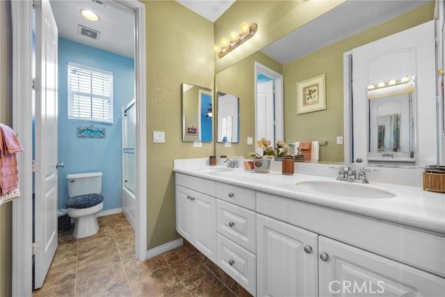 6119 Pilar Way, Bakersfield, CA 93306