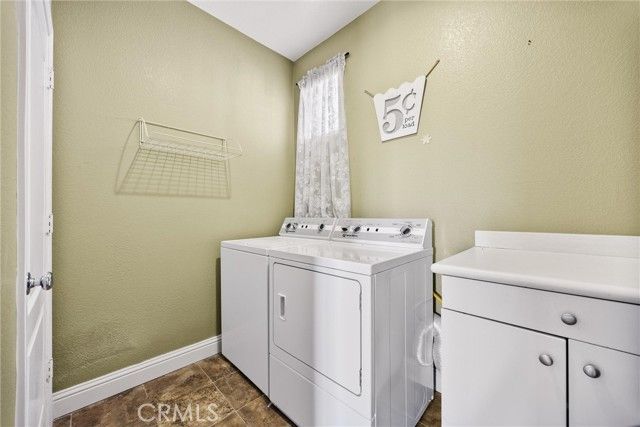 6119 Pilar Way, Bakersfield, CA 93306