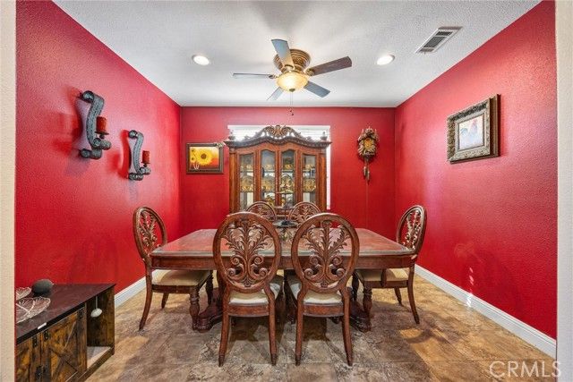 6119 Pilar Way, Bakersfield, CA 93306