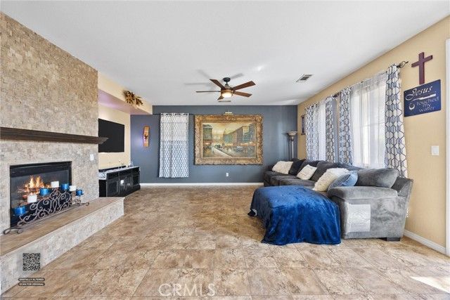 6119 Pilar Way, Bakersfield, CA 93306