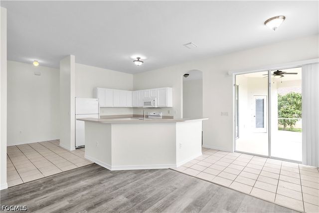 1413 SW 3rd AVE, Cape Coral, FL 33991