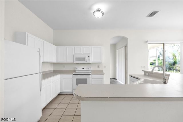 1413 SW 3rd AVE, Cape Coral, FL 33991