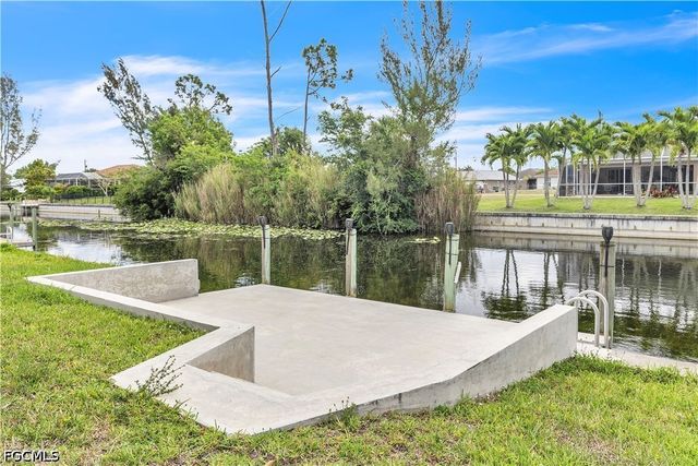 1413 SW 3rd AVE, Cape Coral, FL 33991