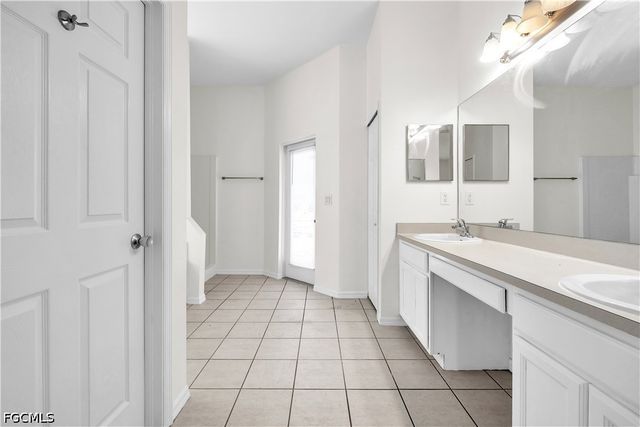 1413 SW 3rd AVE, Cape Coral, FL 33991