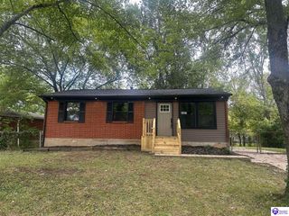 2407 Kings Cross Court, Louisville, KY 40272