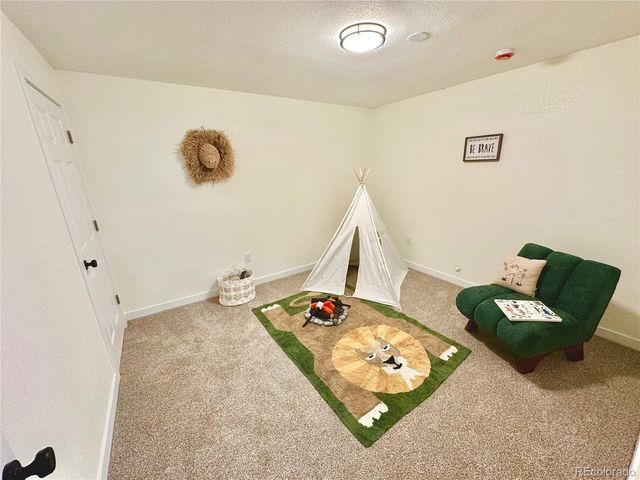 2560 S Sable Way, Aurora, CO 80014