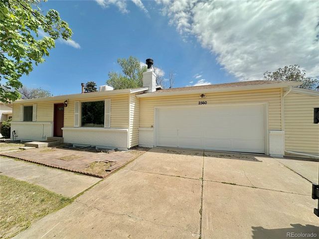 2560 S Sable Way, Aurora, CO 80014