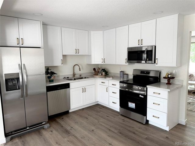 2560 S Sable Way, Aurora, CO 80014