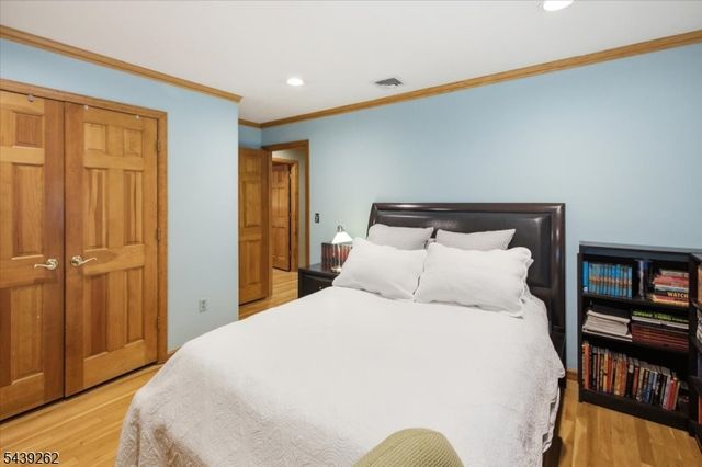507 Terhune Ter, Wyckoff Twp., NJ 07481