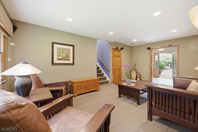 507 Terhune Ter, Wyckoff Twp., NJ 07481