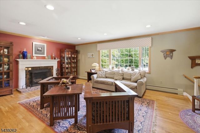 507 Terhune Ter, Wyckoff Twp., NJ 07481