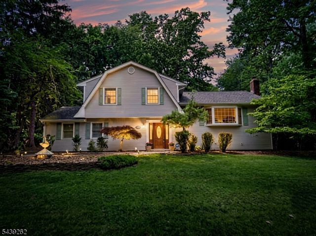 507 Terhune Ter, Wyckoff Twp., NJ 07481