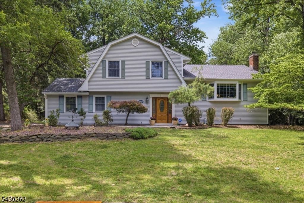 507 Terhune Ter, Wyckoff Twp., NJ 07481