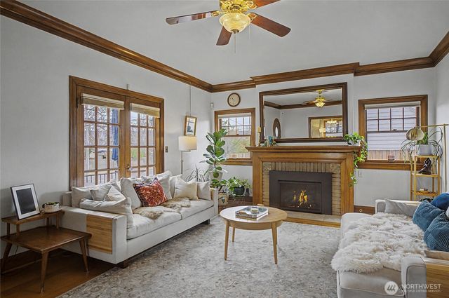 841 Red Apple Road, Wenatchee, WA 98801