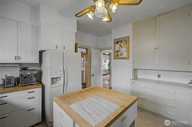 841 Red Apple Road, Wenatchee, WA 98801