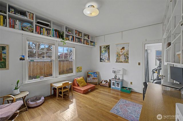 841 Red Apple Road, Wenatchee, WA 98801