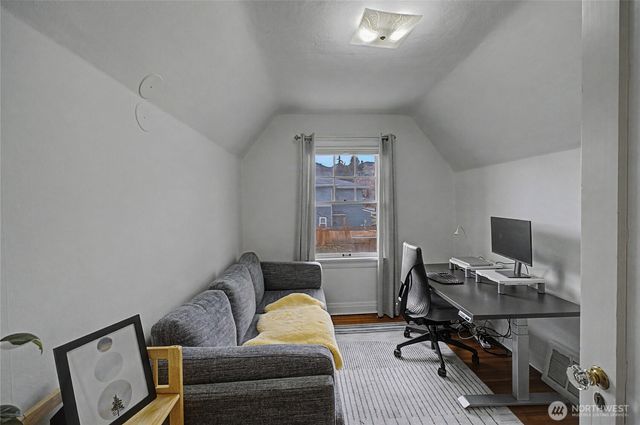 841 Red Apple Road, Wenatchee, WA 98801