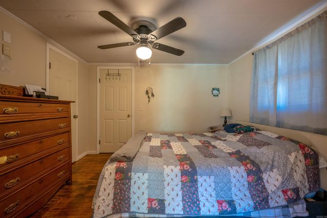 2920 Cave Creek Road, Batesville, AR 72501