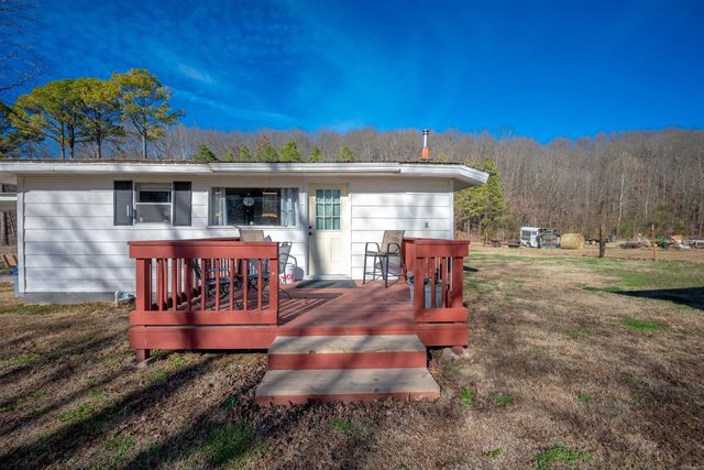 2920 Cave Creek Road, Batesville, AR 72501