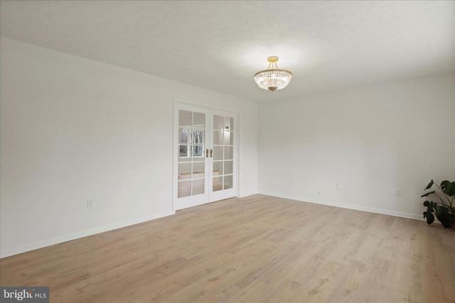 717 W LOCUST ST, Woodstock, VA 22664