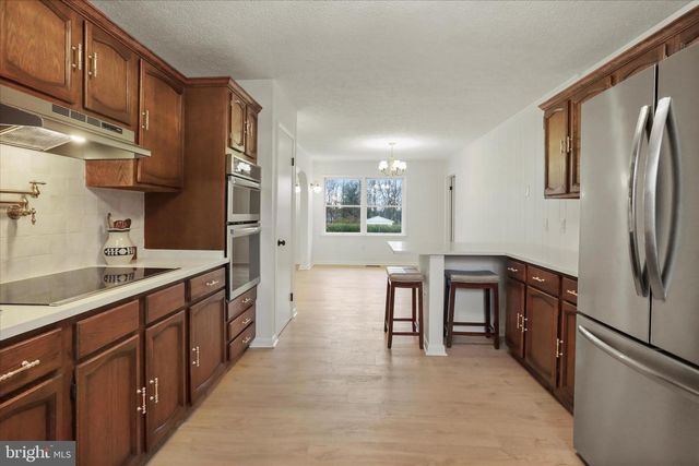 717 W LOCUST ST, Woodstock, VA 22664