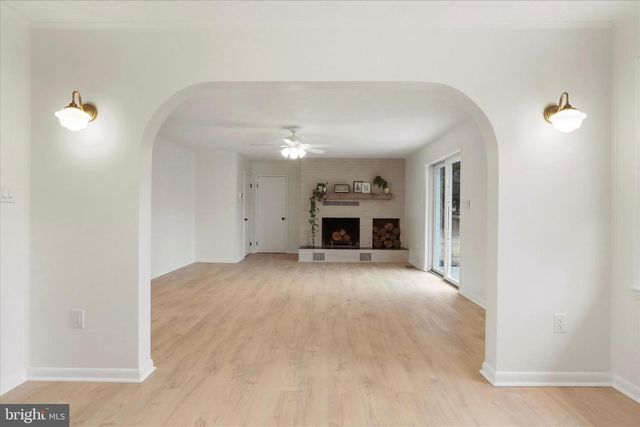 717 W LOCUST ST, Woodstock, VA 22664