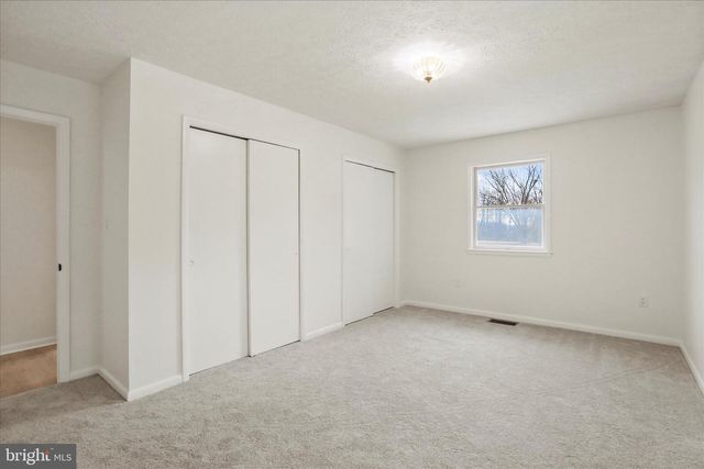 717 W LOCUST ST, Woodstock, VA 22664