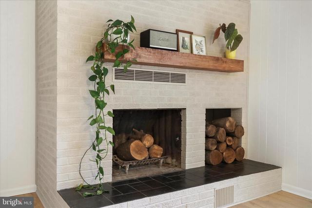 717 W LOCUST ST, Woodstock, VA 22664