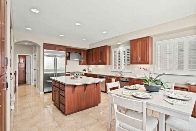 15 Monte Vista Way, South San Francisco, CA 94080