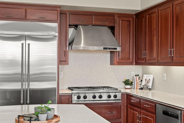 15 Monte Vista Way, South San Francisco, CA 94080