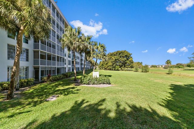 2851 S Palm Aire Drive 101, Pompano Beach, FL 33069
