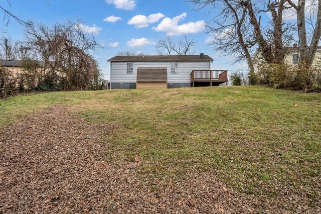 4140 Eastview Dr, Nashville, TN 37211