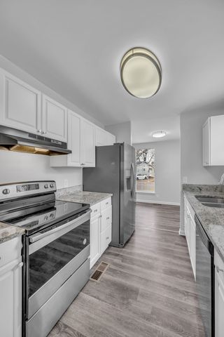 4140 Eastview Dr, Nashville, TN 37211