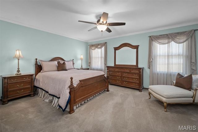 9803 Hilltop Drive, Sunset Hills, MO 63128